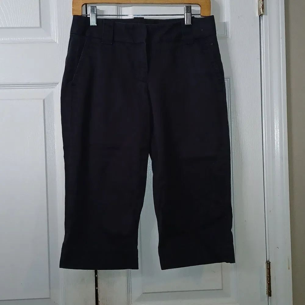 J. Crew Factory stretch favorite fit navy capris  Sz 2 EUC